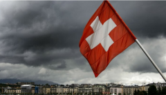 drapeau suisse sur geneve.png